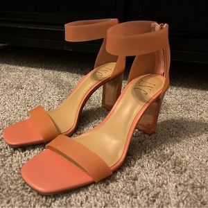 inc international concepts size 7.5 pink pumps